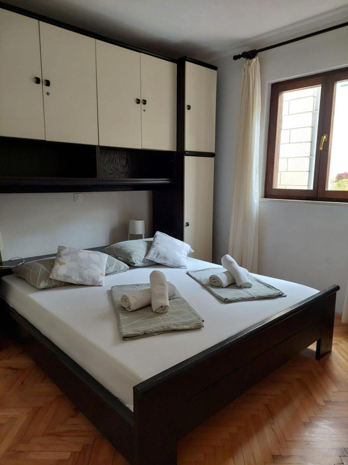 Apartments Pavao Postira Exterior foto
